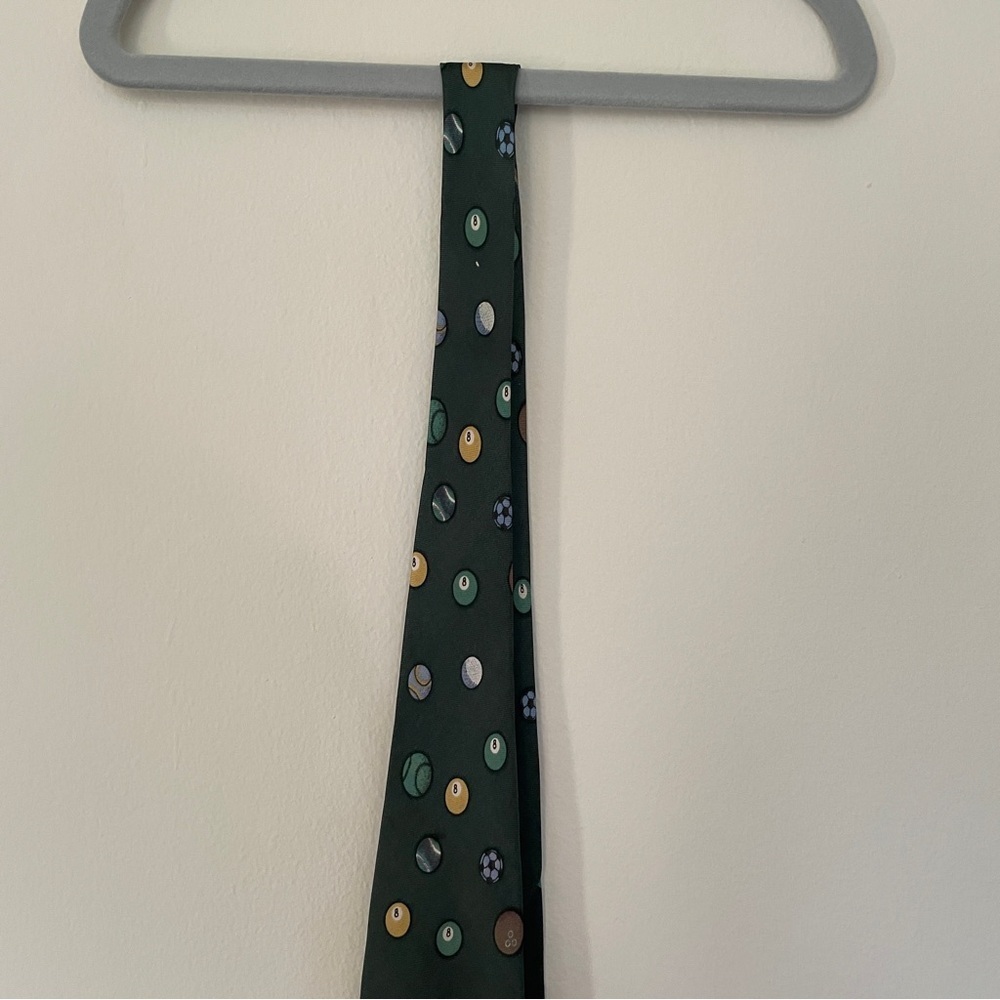 Vintage Expressions Silk Novelty Tie Pool Sports Football Soccer Bowling Ball - Picture 6 of 12